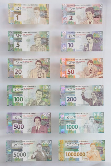 Real Souvenir lança coleção oficial de cédulas comemorativas em homenagem a Silvio Santos, em parceria com SBT