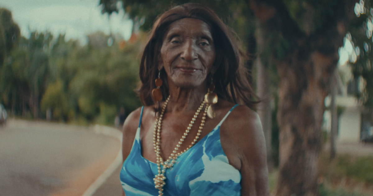 LGBT+60: premiada série lança episódio especial que celebra os 93 anos de Tiana Cardeal, a travesti mais velha do Brasil
