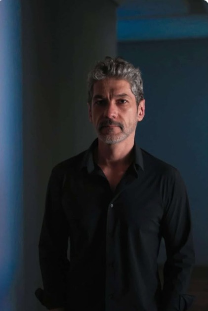 Corretores armados: uma ideia sem precedente e sem propósito