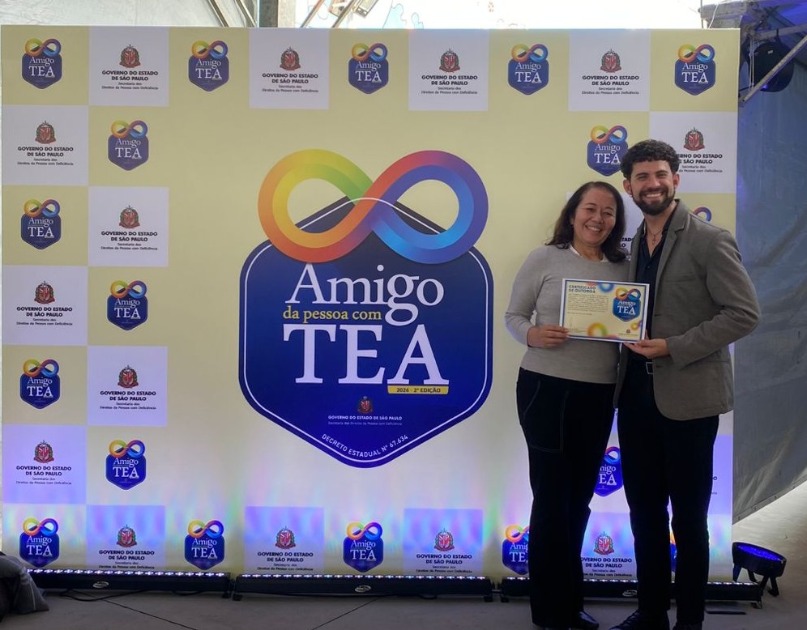 Instituto Olga Kos recebe Selo “Amigo da Pessoa com TEA” por ações voltadas à inclusão e à valorização das pessoas autistas