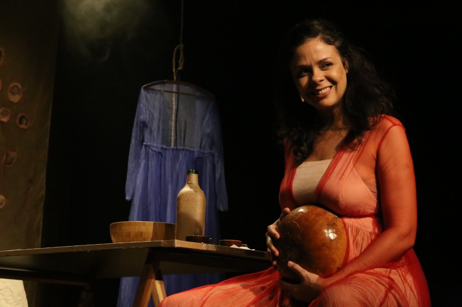Em Nome da Mãe, premiado solo de Suzana Nascimento faz nova apresentações em São Paulo