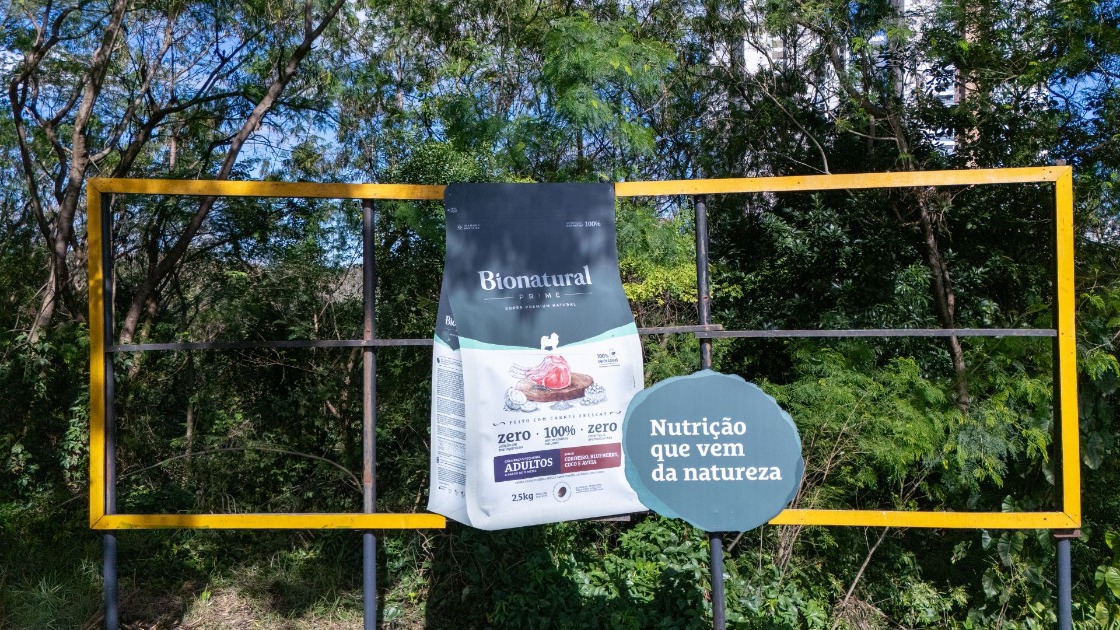 Bionatural revela a natureza escondida atrás dos outdoors em campanha criada pela Agência Desafio