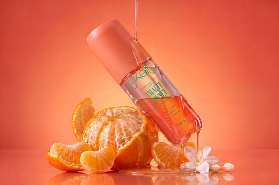 Skelt entra na categoria de perfumaria capilar