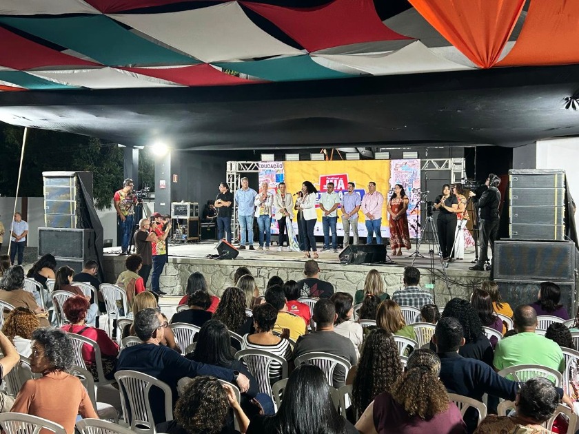 Festival Juá Literária começa em Juazeiro com programação gratuita e grandes nomes da literatura e da música brasileira Festival Juá Literária começa em Juazeiro com programação gratuita e grandes nomes da literatura e da música brasileira