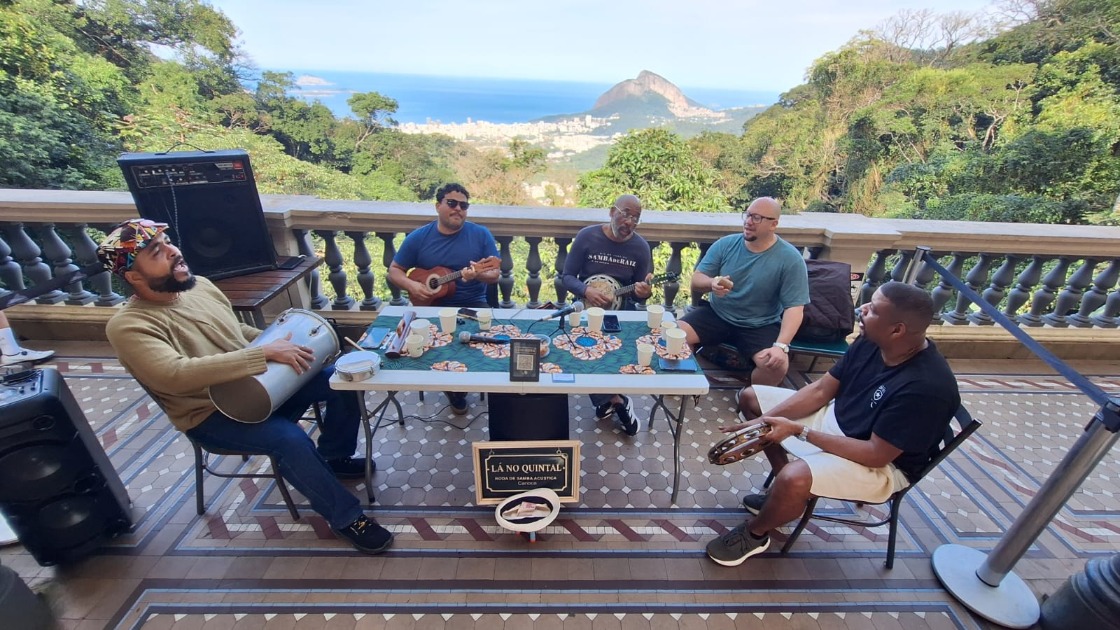 Corcovado tem fim de semana com samba gratuito no Bar Mirante Paineiras