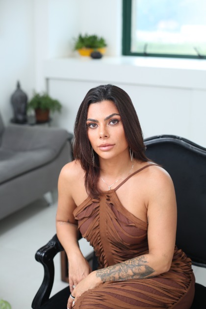 Noélli Santiágo - Especialista explica por que tirar férias nem sempre é sinônimo de descanso e como a presença consciente pode promover mais bem-estar