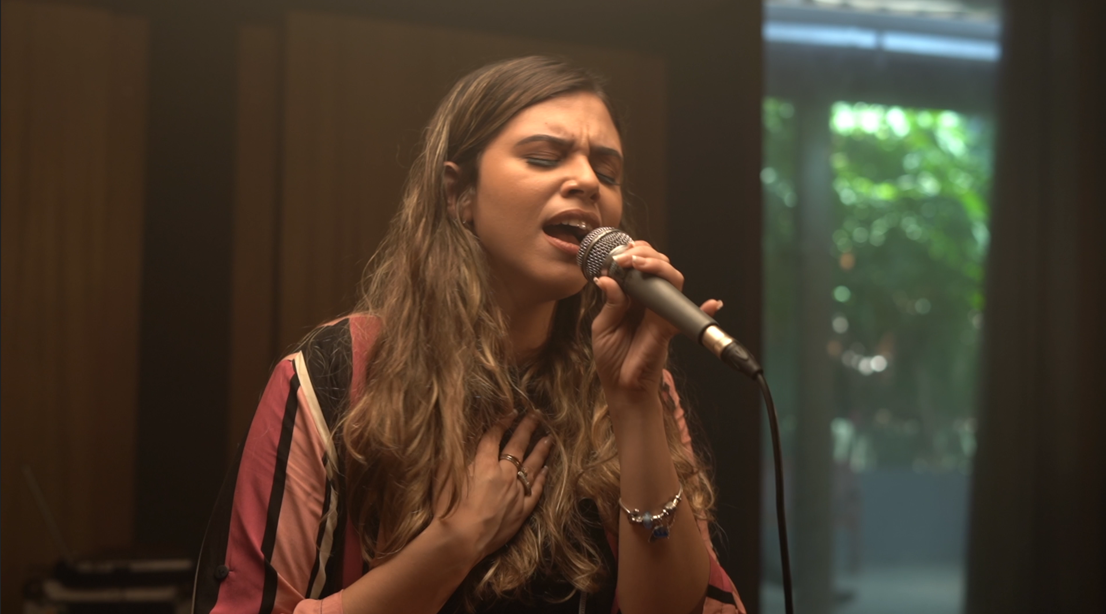 Gabi Freitas lança o single 