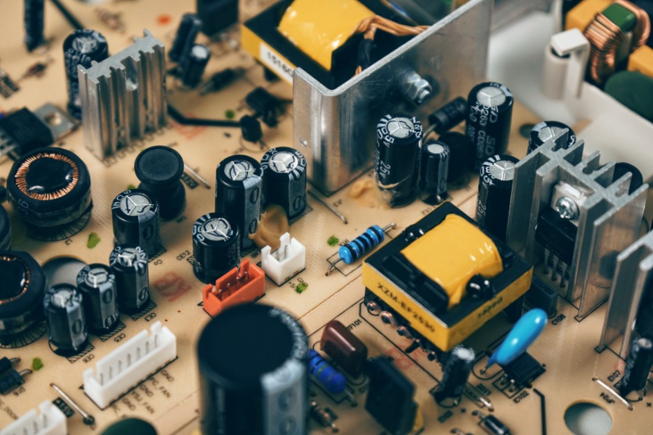 Mundo recicla apenas 24% dos resíduos eletroeletrônicos; especialista destaca mineração urbana como saída