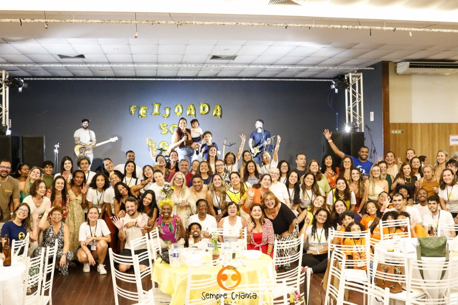 Venda de ingressos para a 14ª edição da Feijoada Beneficente do projeto Sempre Criança já começou