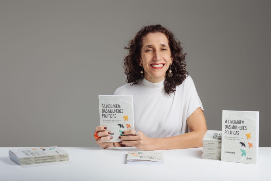 Mulher política tem sua linguagem