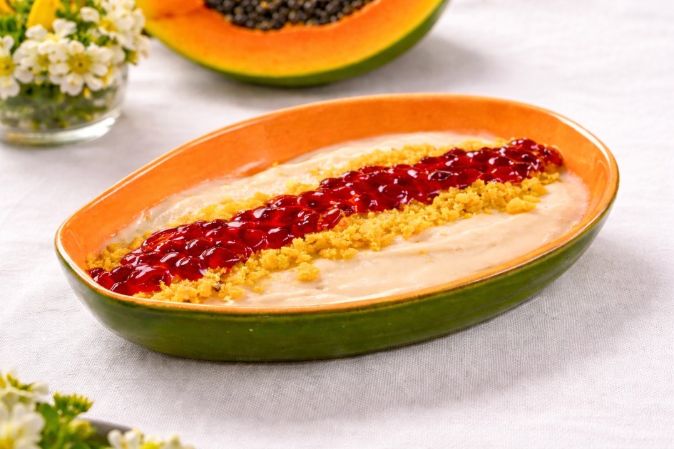 Na capital do país, o Papaya Bar e Gastronomia aposta na experiência completa para conquistar o público